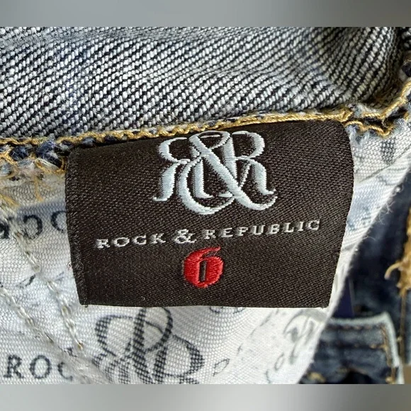Rock & Republic Medium Wash Straight Leg Jeans Size 6 - Picture 5 of 5